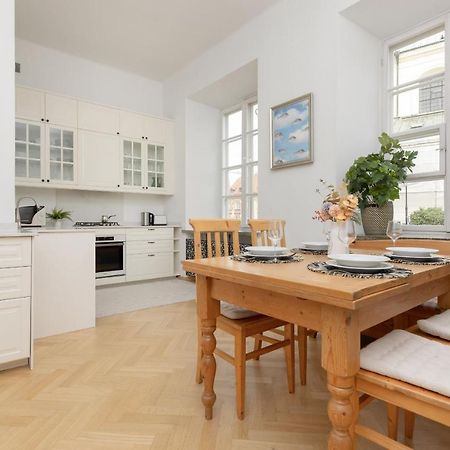 Family Apartment Freta Warsaw Old Town By Noclegi Renters Exterior photo